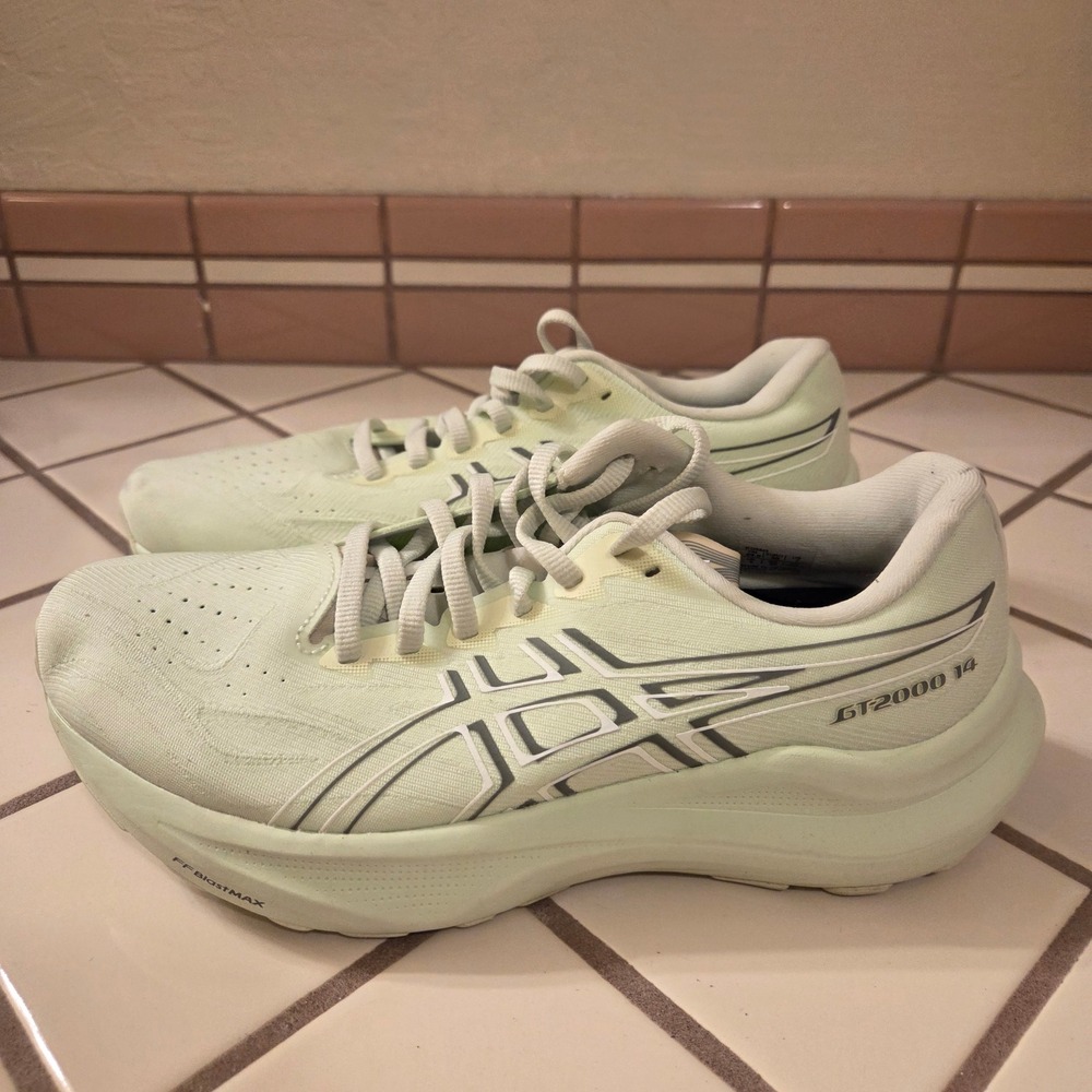 ASICS GT-2000 14 Womens Running Shoes Size 7 Mint Green 1012B843 FF Blast Plus